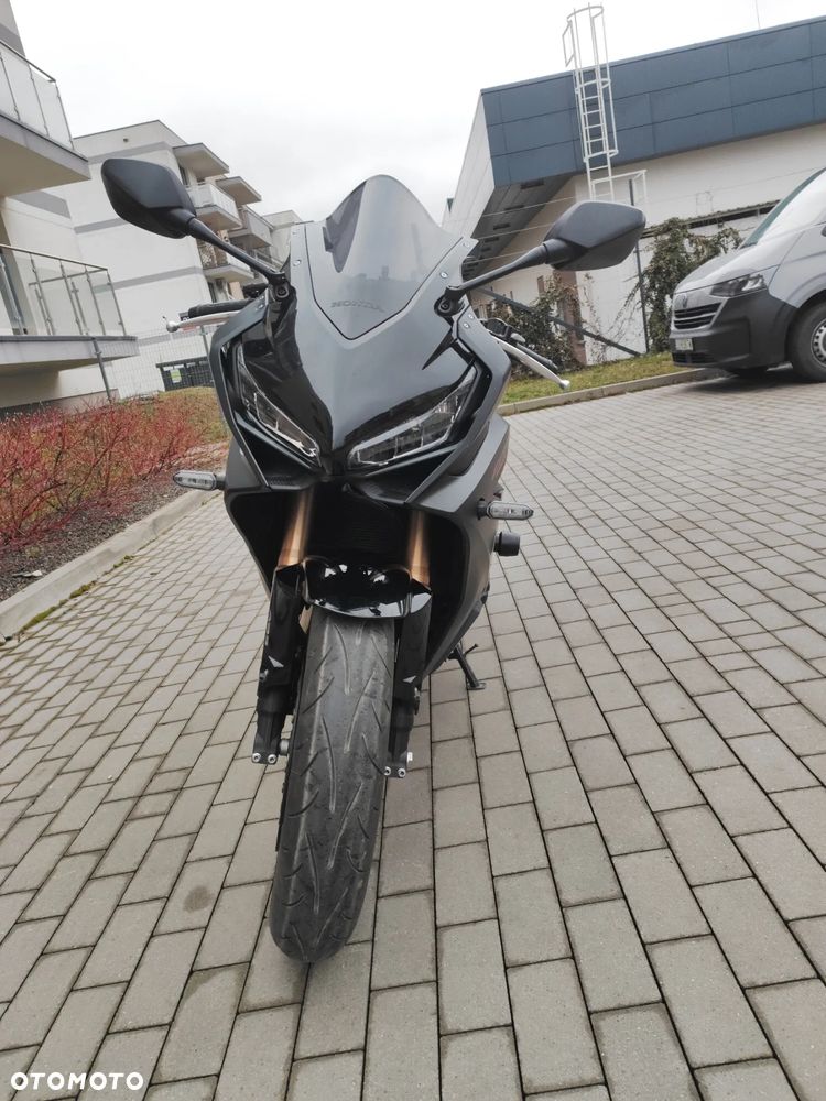 Honda CBR - 3