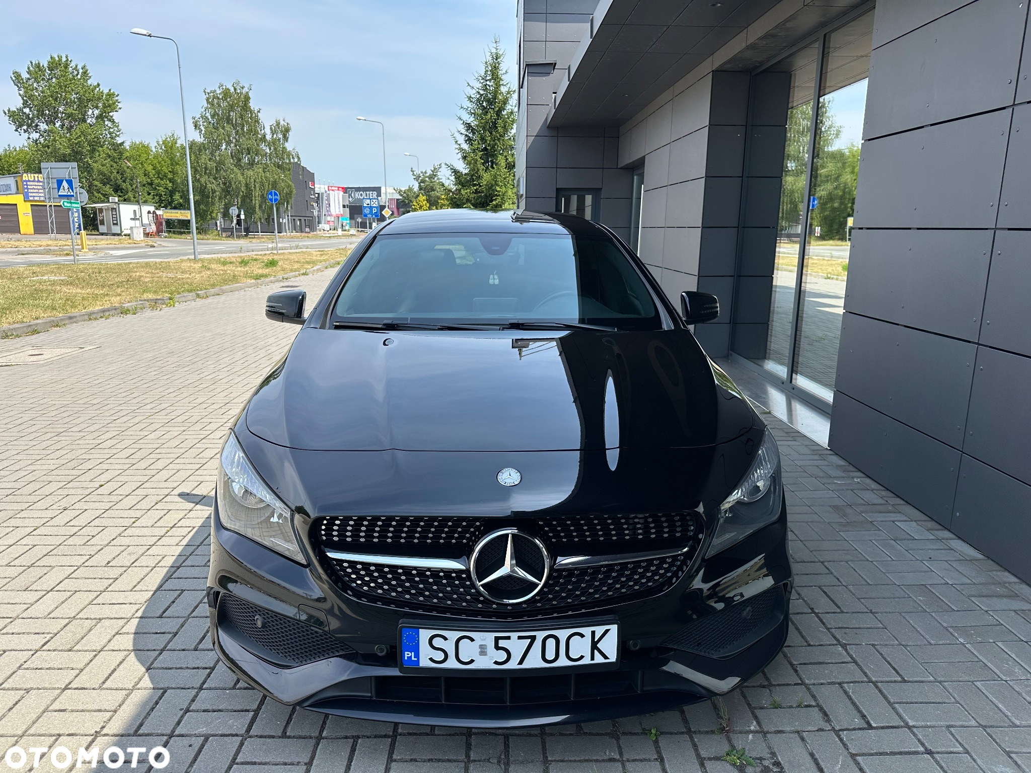 Mercedes-Benz CLA 200 7G-DCT AMG Line - 3