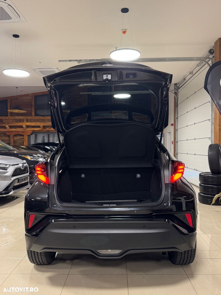 Toyota C-HR Lounge - 40