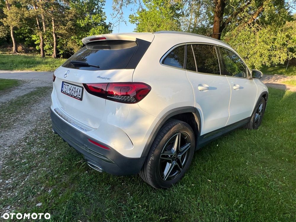 Mercedes-Benz GLA 250 4-Matic - 10