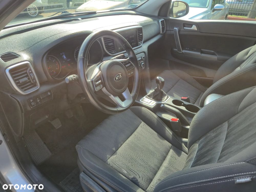 Kia Sportage 1.6 GDI Black Edition 2WD - 13