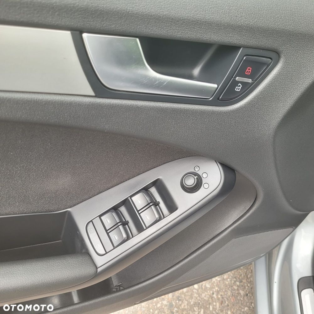 Audi A4 Avant - 25