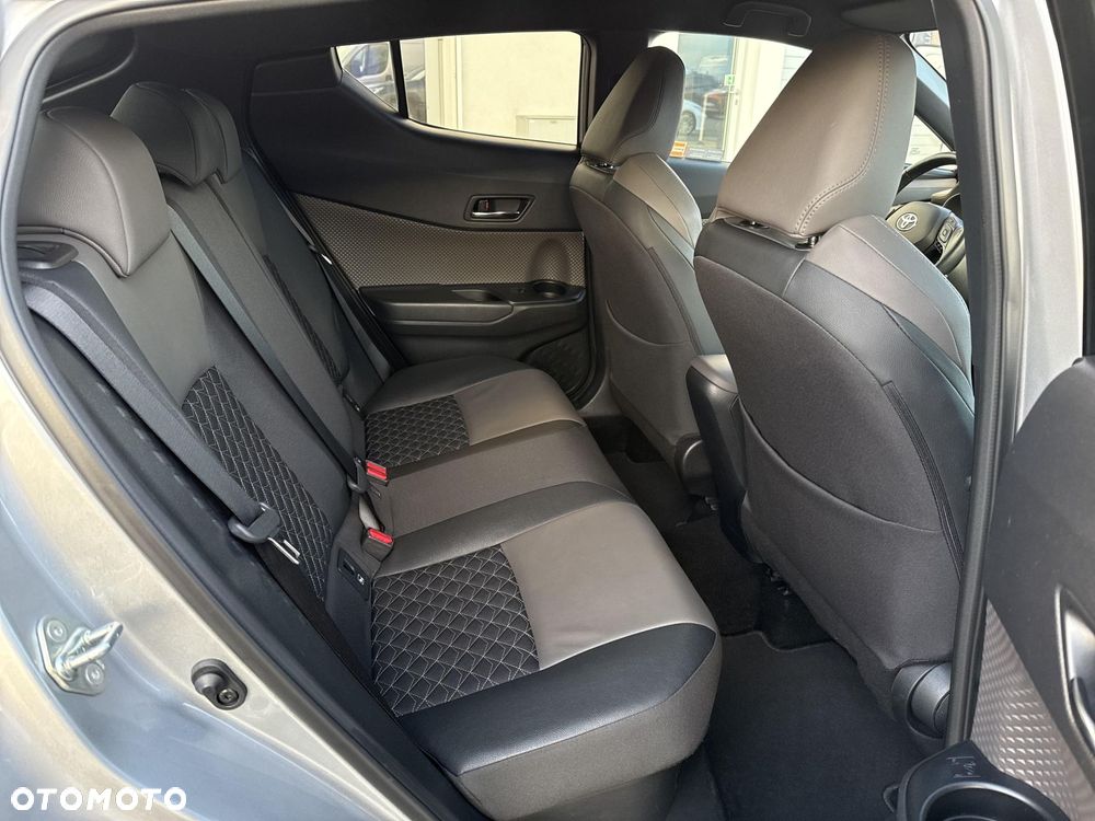 Toyota C-HR 1.8 Hybrid Executive - 9