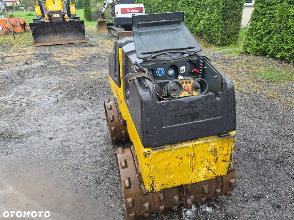 Walec wibracyjny Bomag BMP8500, 2015r. 754mtg, pilot zdalnego sterowania o zasięgu 70m. - 11