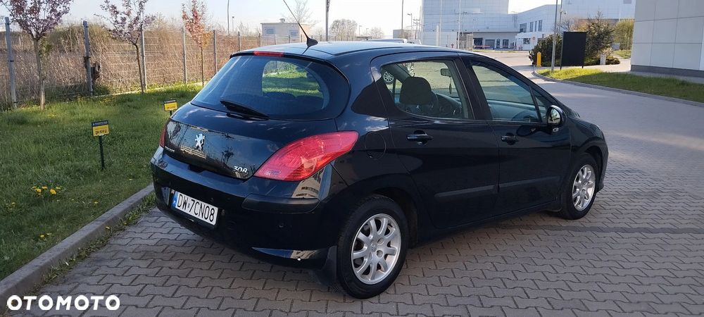 Peugeot 308 1.6 HDi Trendy Navtech - 5