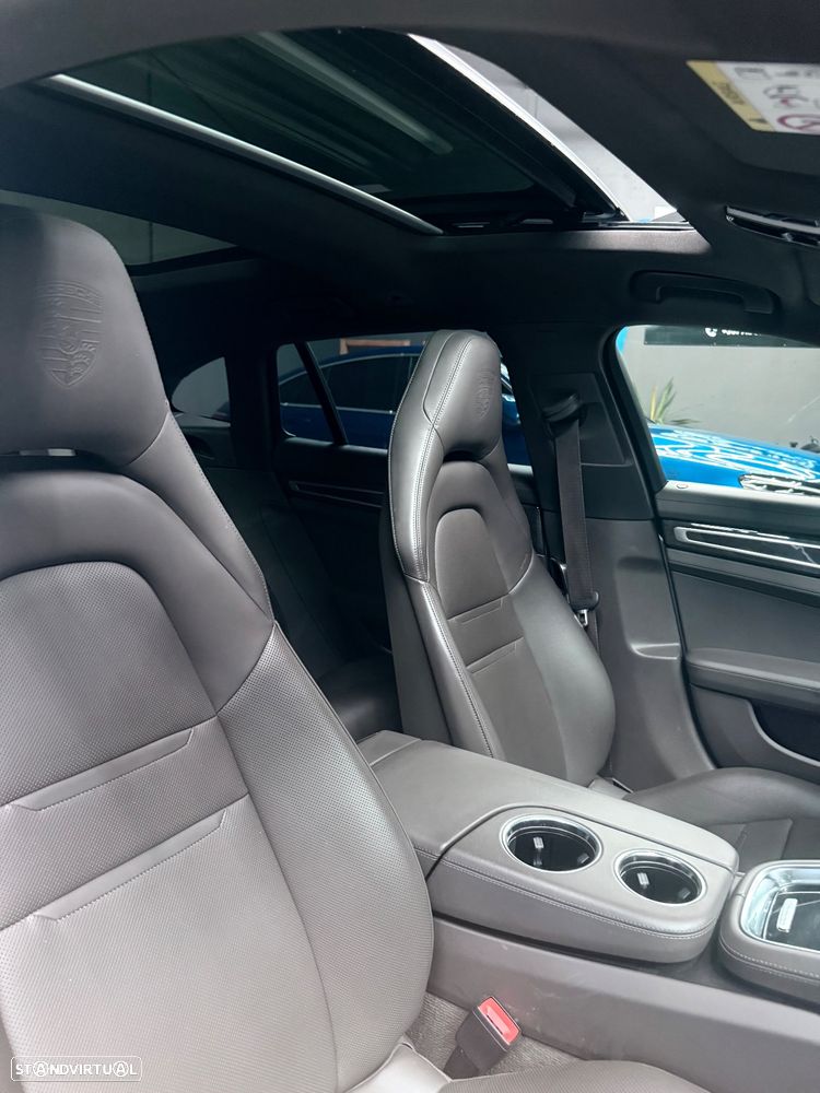 Porsche Panamera Sport Turismo 4S E-Hybrid - 16