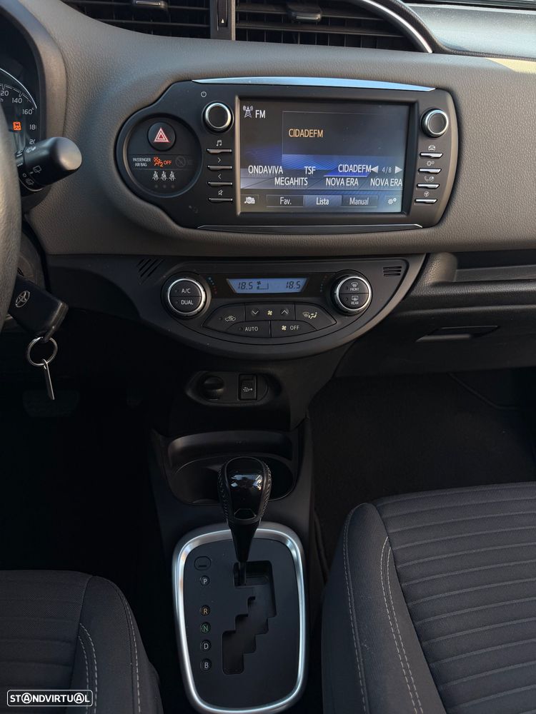 Toyota Yaris - 7