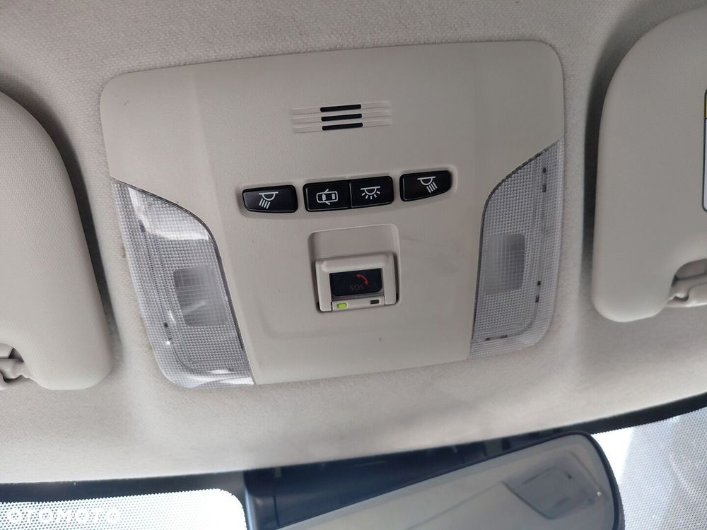 Toyota Corolla 1.8 Hybrid Comfort - 25
