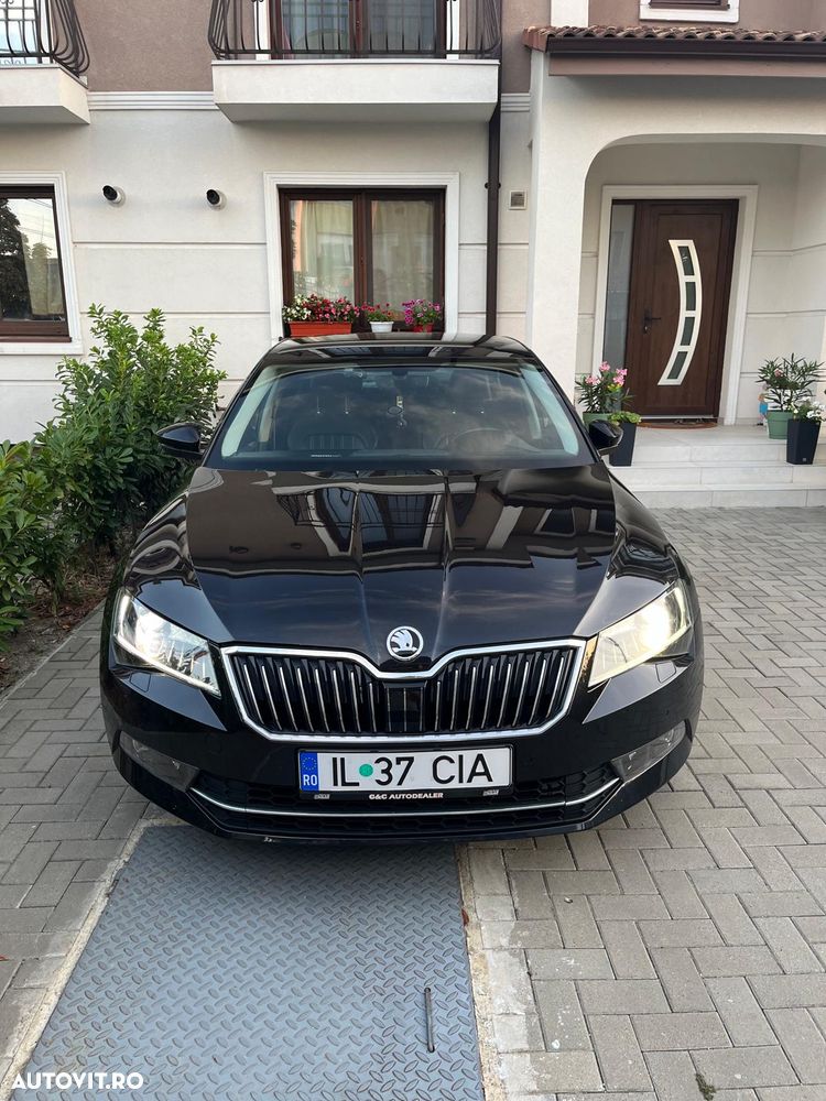 Skoda Superb 1.6 TDI DSG Ambition - 4