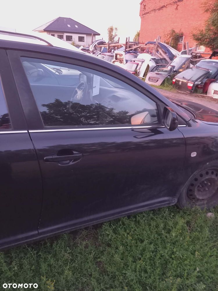 TOYOTA AVENSIS T25 KOMBI 1.8benzyna DRZWI PRZÓD prawe lewe TYŁ prawe lewe - 2