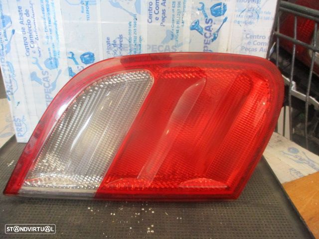 Farol Tras 2088200564 MERCEDES W208 1999 CLK200 136CV 2P PRETO ESQ - 1