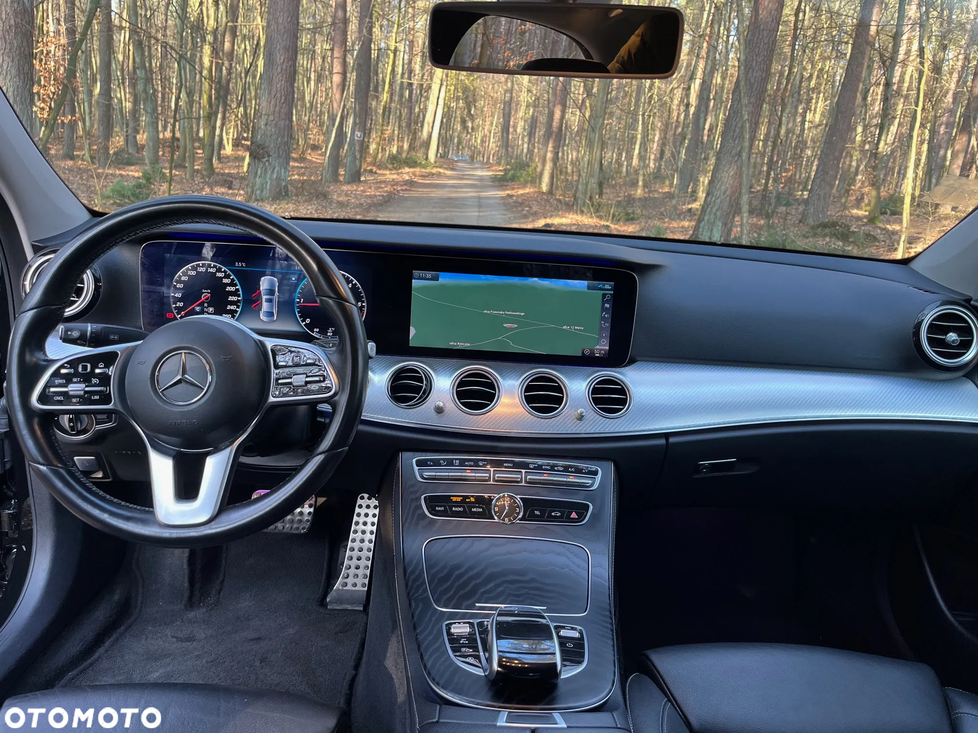 Mercedes-Benz Klasa E 200 d T 9G-TRONIC - 9