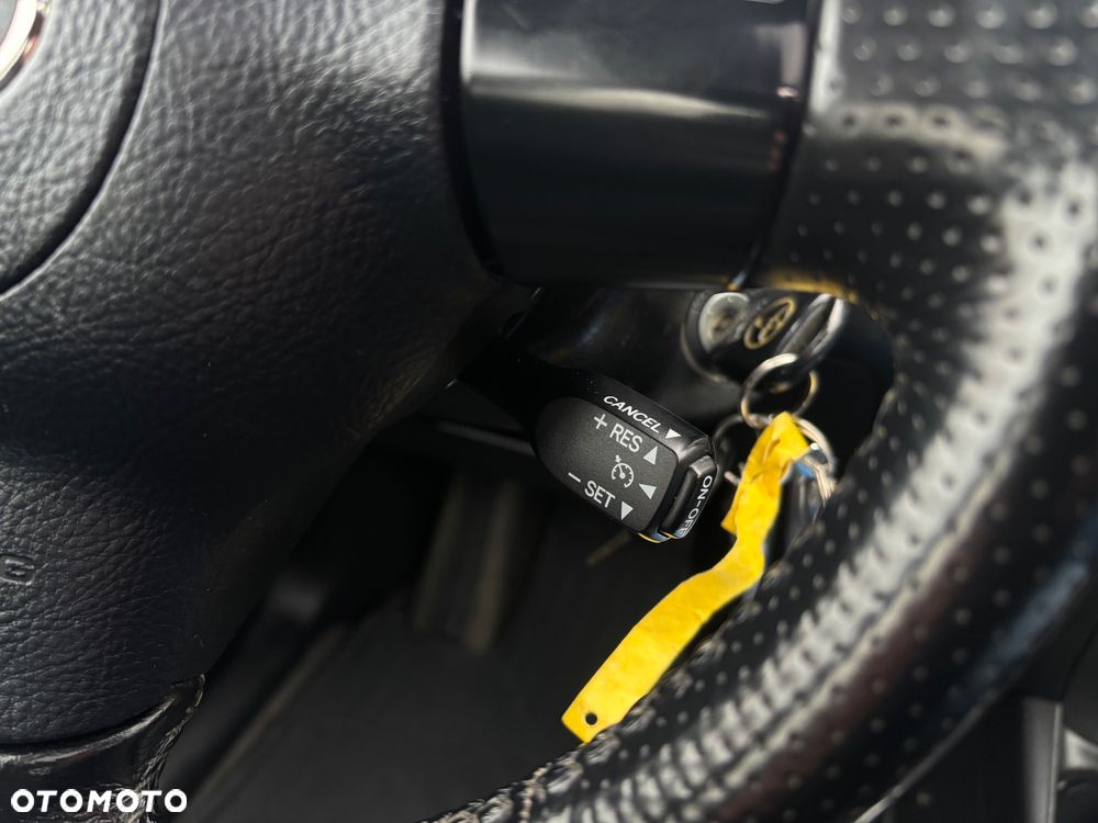 Toyota RAV4 2.0 VVT-i 4x4 - 32