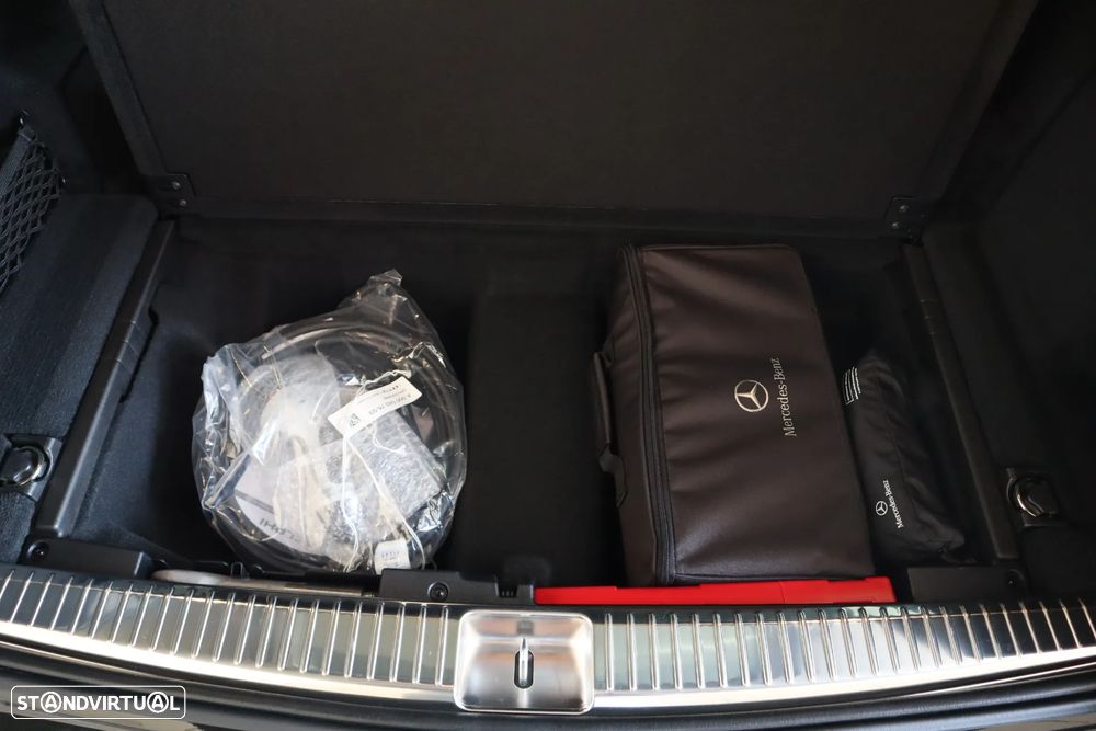 Mercedes-Benz E 300 de AMG Line - 10