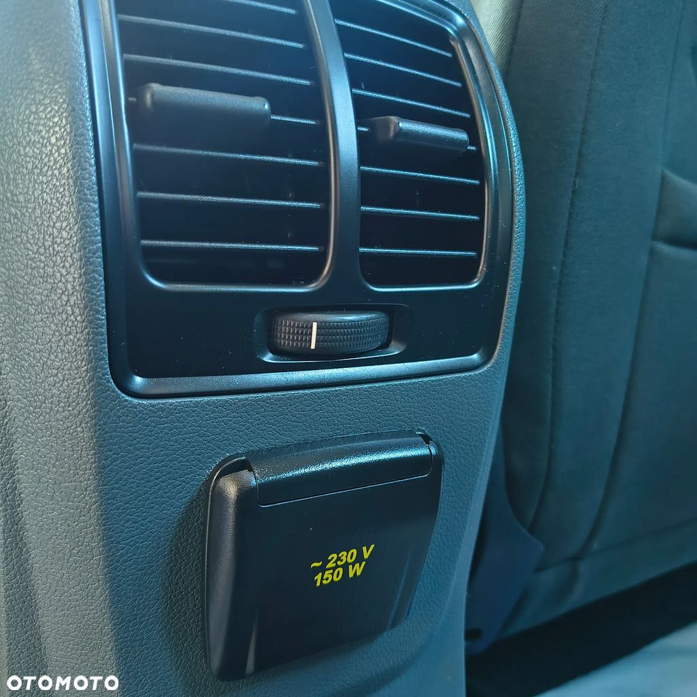 Ford C-MAX 1.6 Ti-VCT Titanium - 22