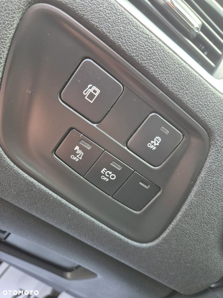 Citroën C4 e-HDi 115 Exclusive - 25