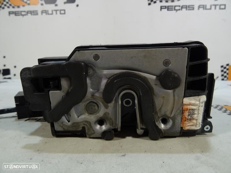 Fecho Da Porta Trás Esquerda Mercedes-Benz C-Class (W205)  A2220064099 - 4