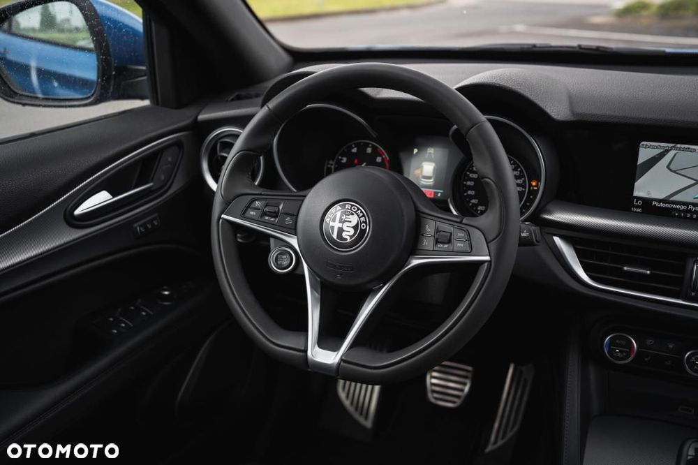 Alfa Romeo Stelvio - 18