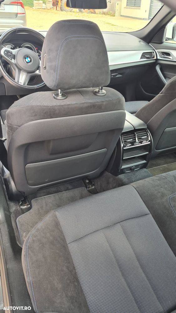 BMW Seria 5 520d Aut. M Sport Edition - 7