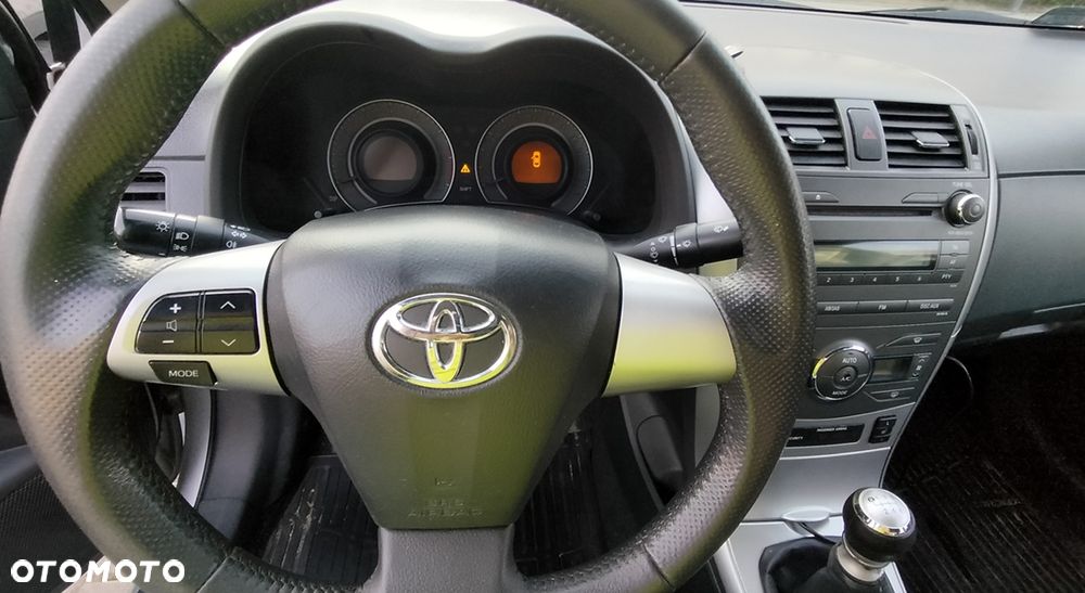 Toyota Corolla 1.6 Premium Start - 8