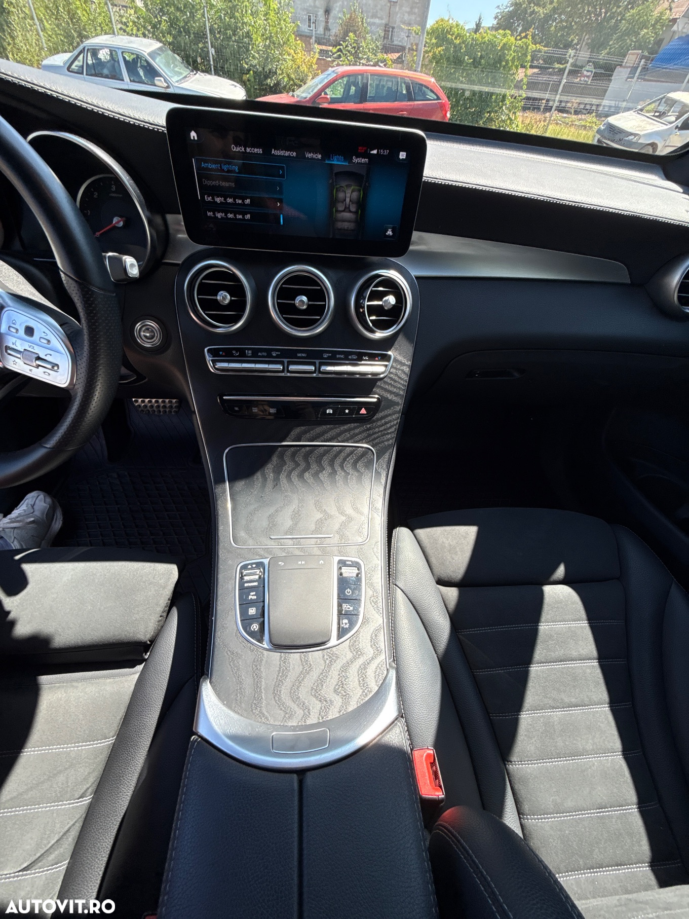 Mercedes-Benz GLC 220 d 4MATIC - 33