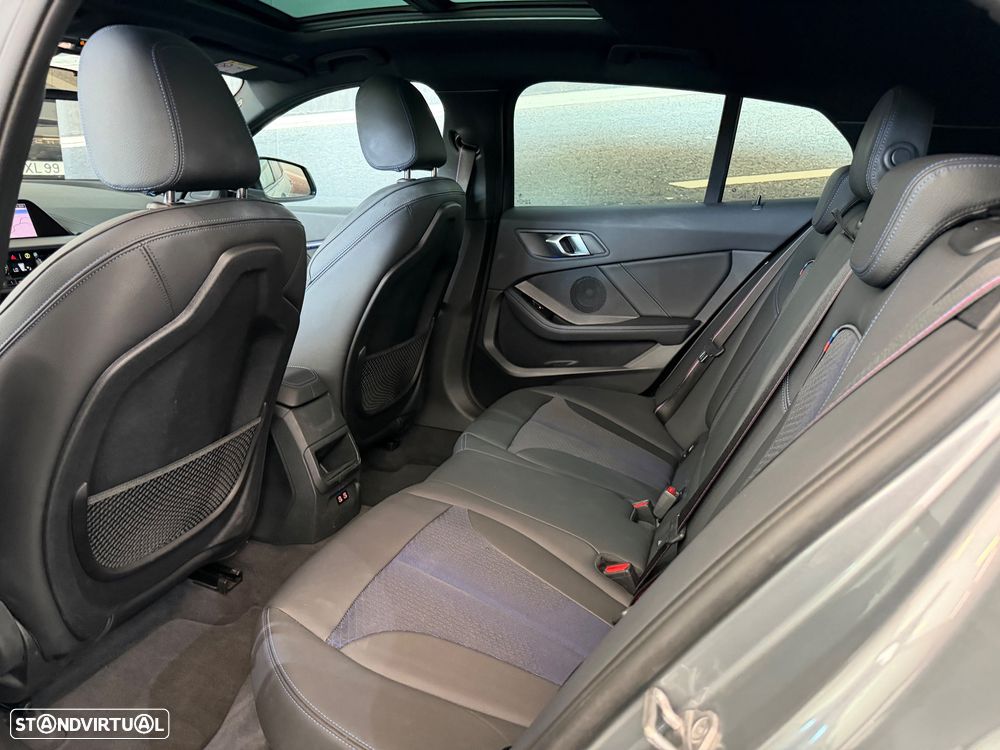 BMW 116 d Pack Desportivo M Auto - 11