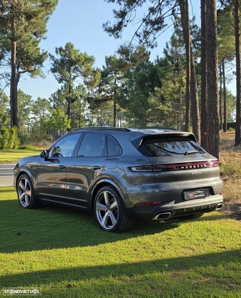 Porsche Cayenne E-Hybrid - 4