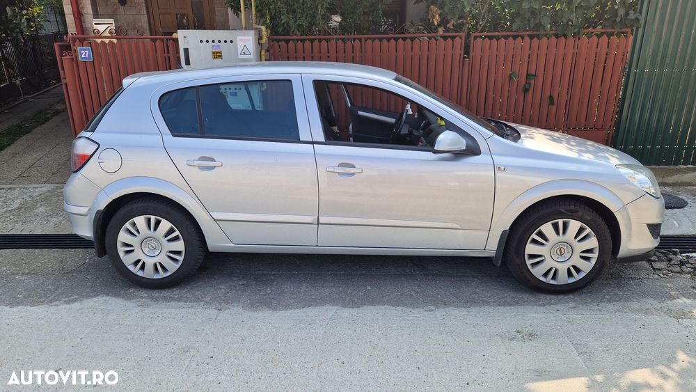 Opel Astra - 2