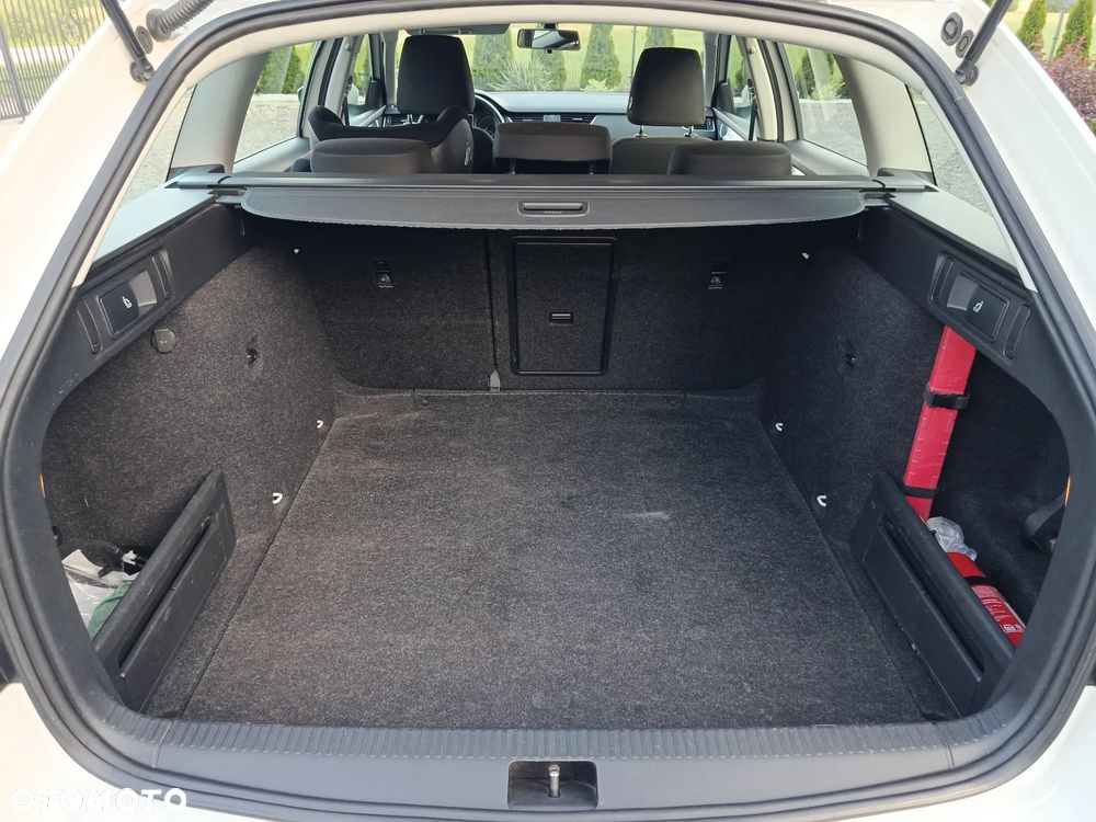 Skoda Octavia 1.6 TDI Ambition - 11