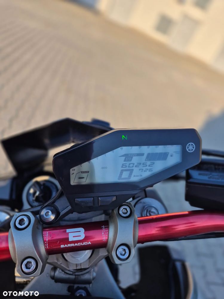Yamaha MT - 9