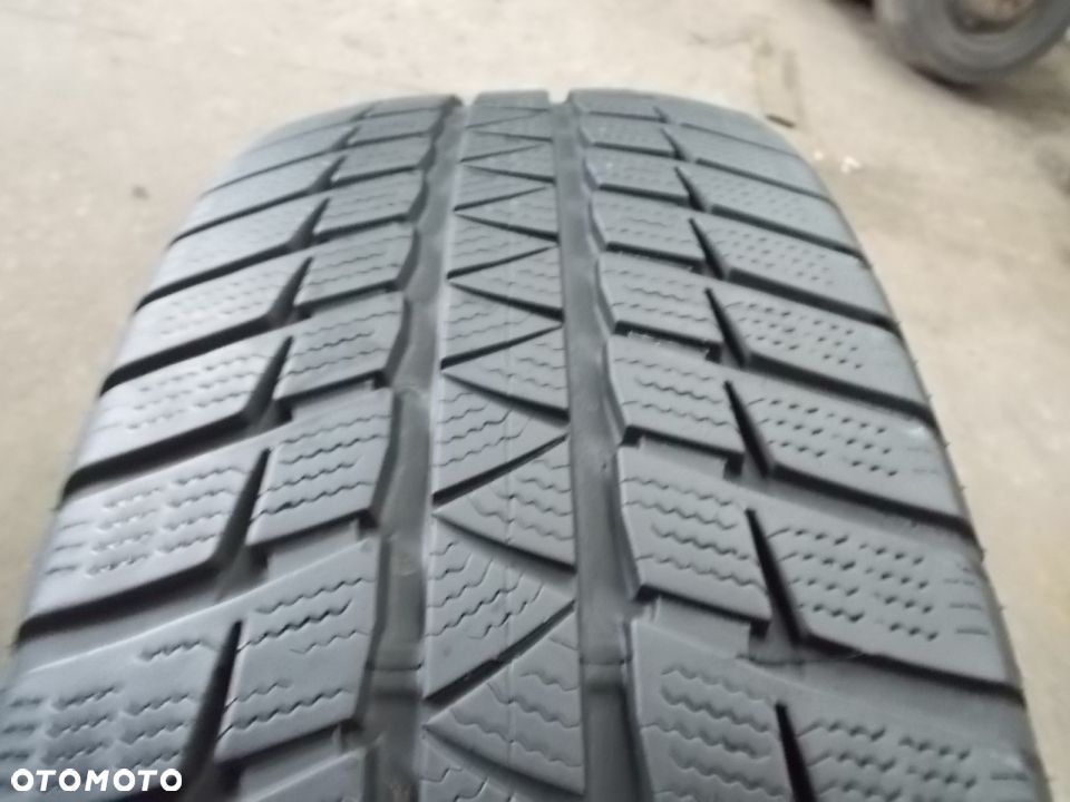 FALKEN Eurowinter HS 449 235/60R18 7,2mm 2019 - 1