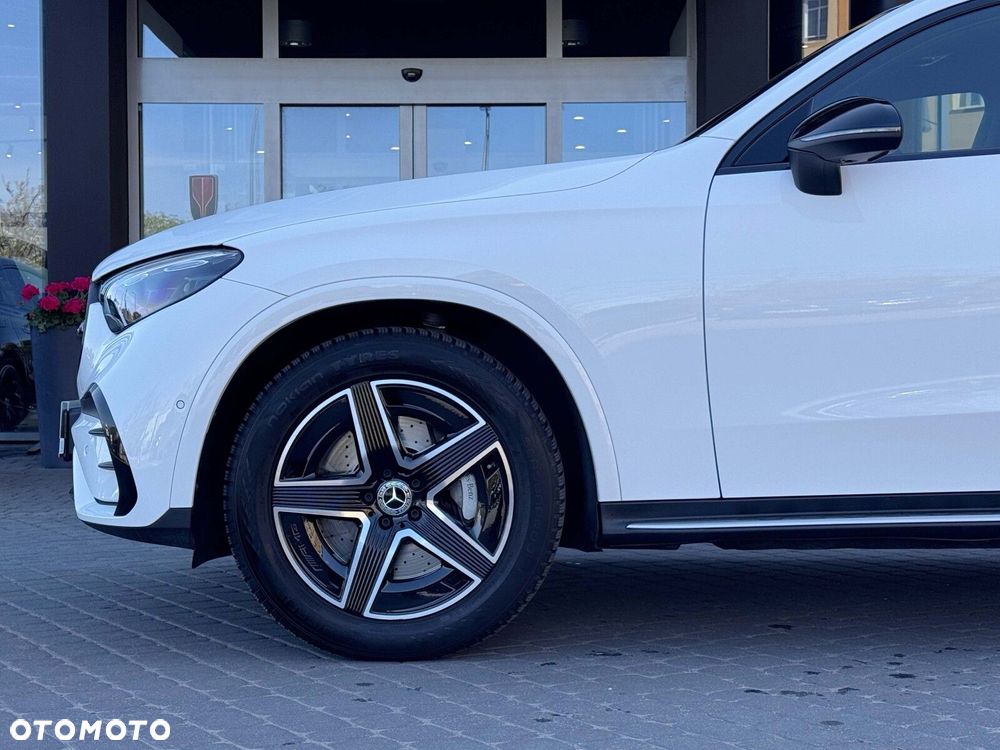 Mercedes-Benz GLC - 13