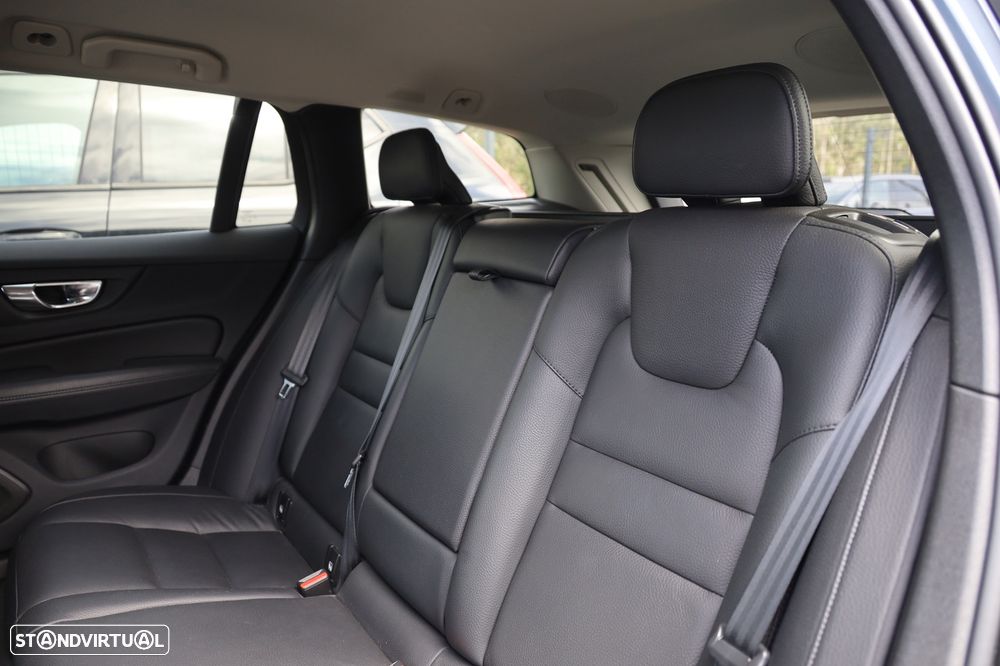 Volvo V60 2.0 T6 AWD TE Inscription - 12