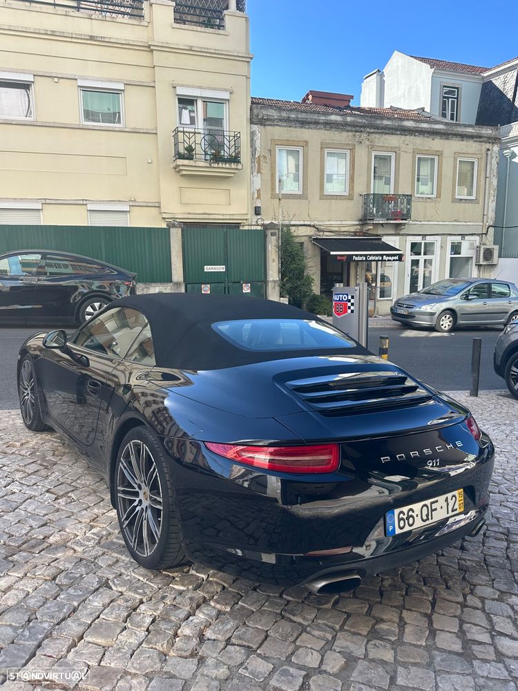 Porsche 911 Série F - 12