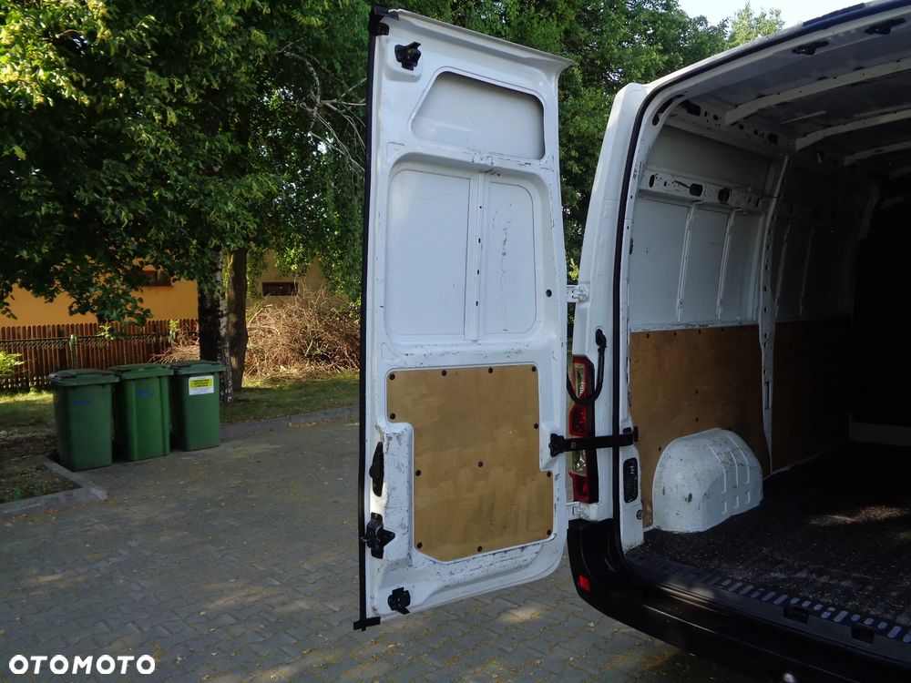 Renault Master - 10