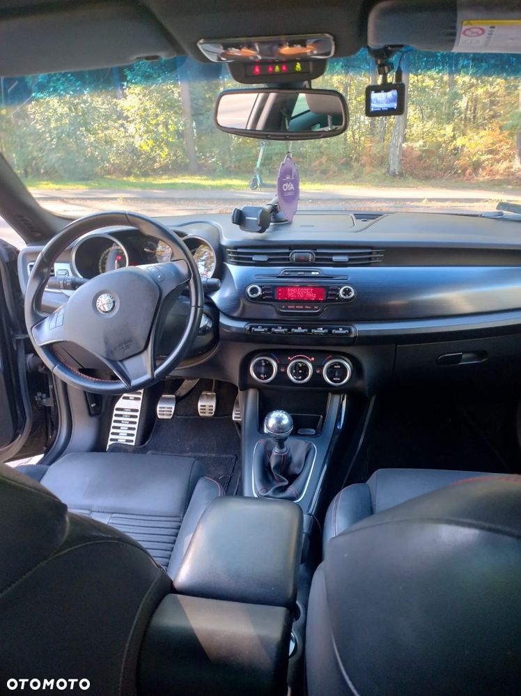 Alfa Romeo Giulietta - 8