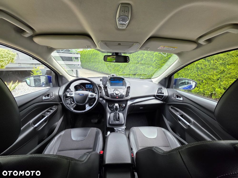 Ford Kuga 2.0 TDCi 4x4 Titanium - 2