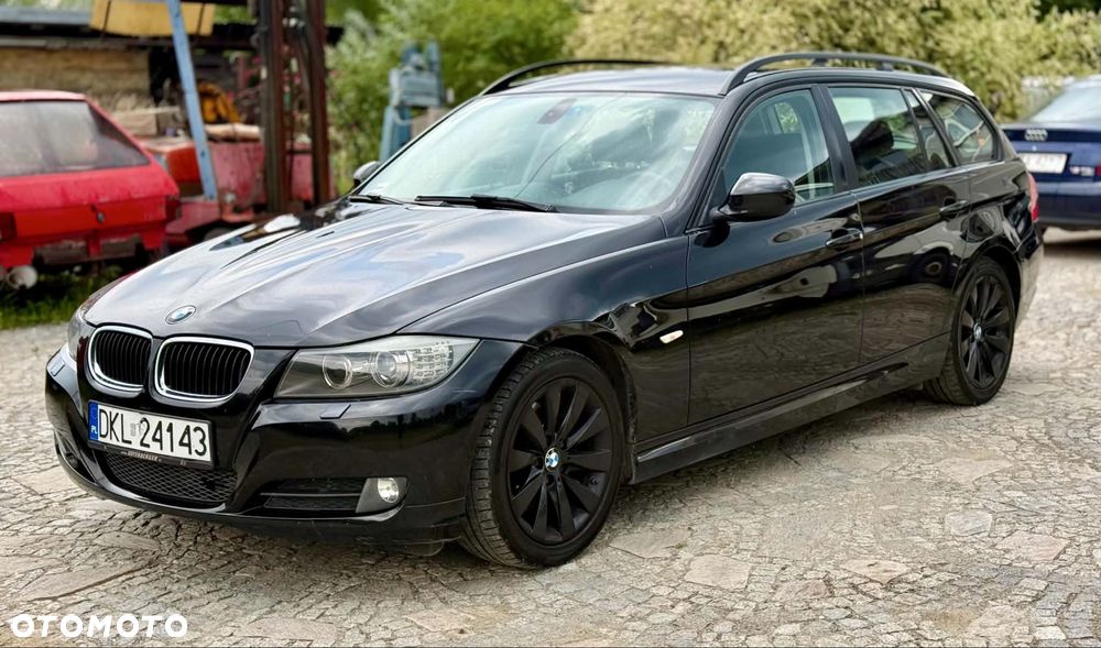BMW Seria 3 2009 photo 2