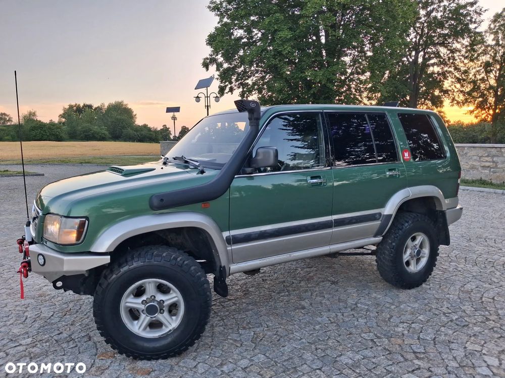 Isuzu Trooper - 5