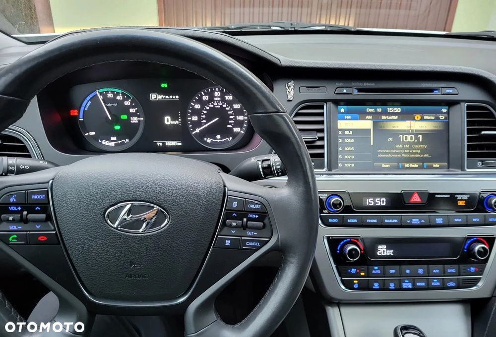 Hyundai Sonata - 9