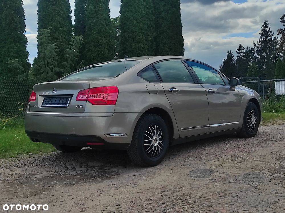 Citroën C5 2.0 16V Confort - 4