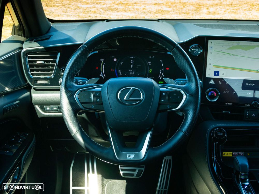 Lexus NX 450h+ F Sport - 11