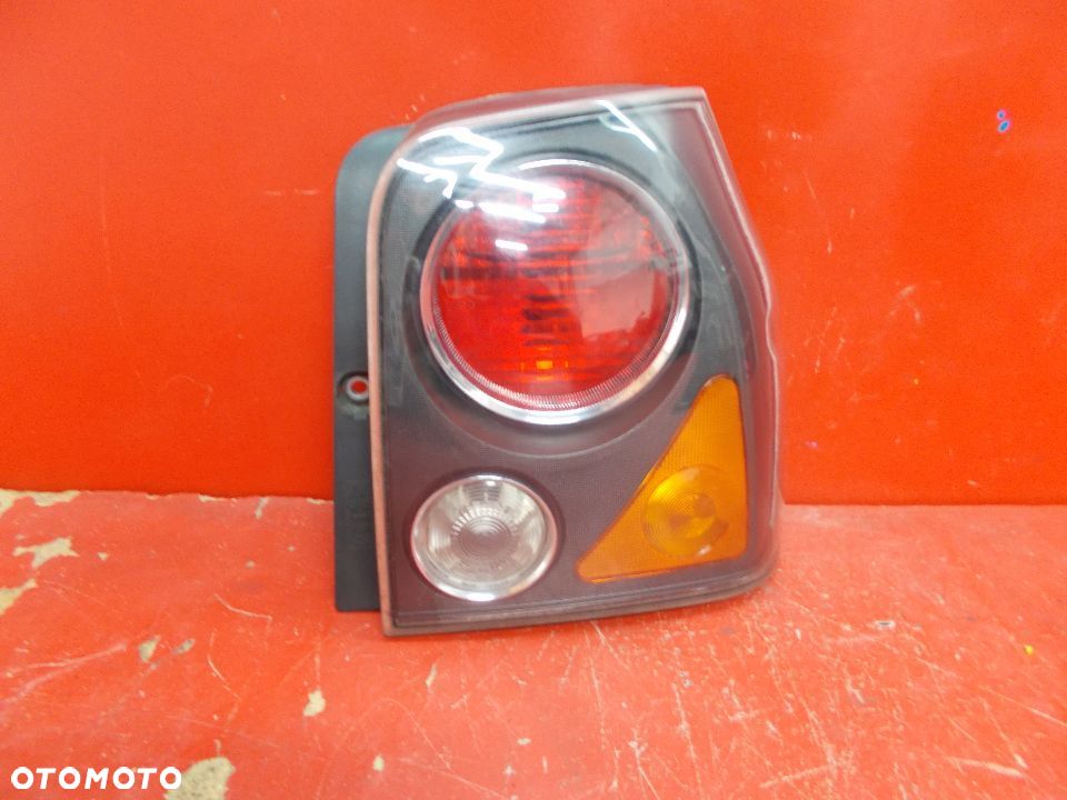 SEAT AROSA LIFT LAMPA PRAWY TYŁ