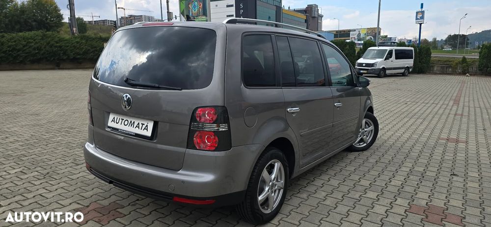 Volkswagen Touran 1.4 TSI DSG Freestyle - 5
