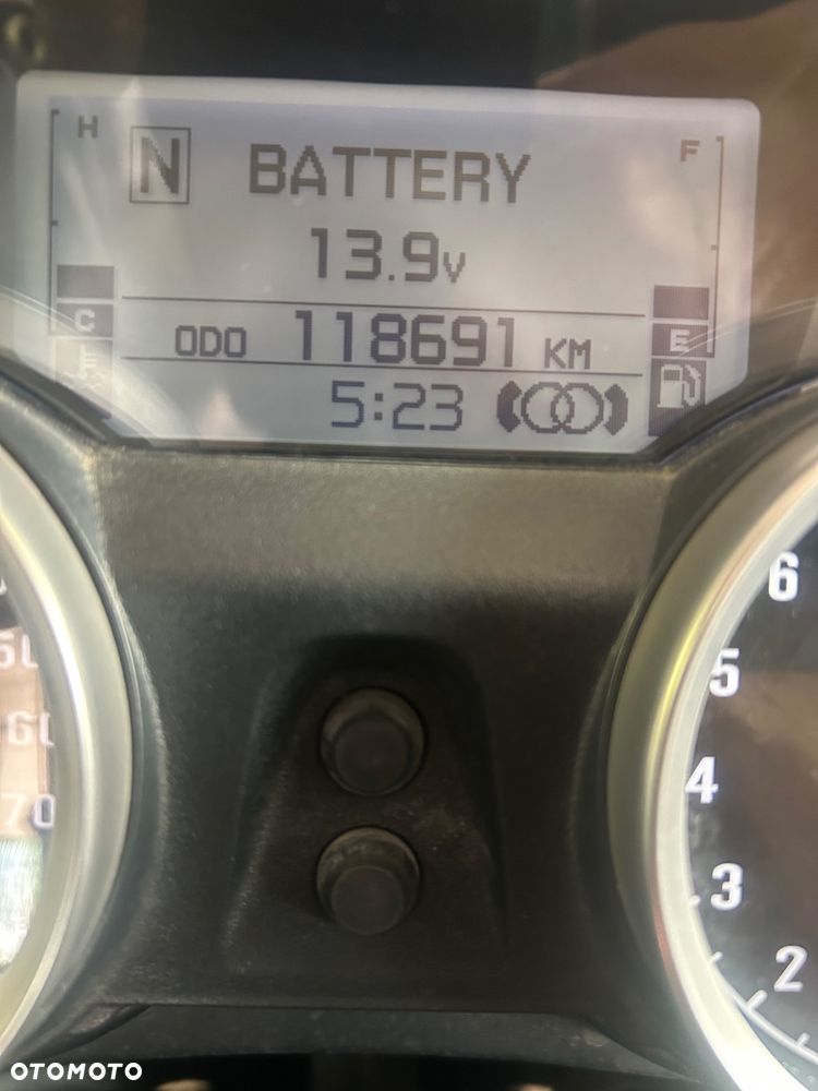 Kawasaki Concours - 12