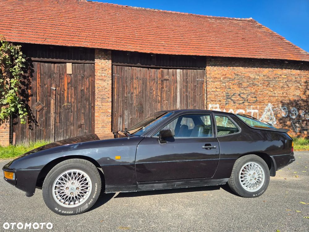 Porsche 924 Standard - 2