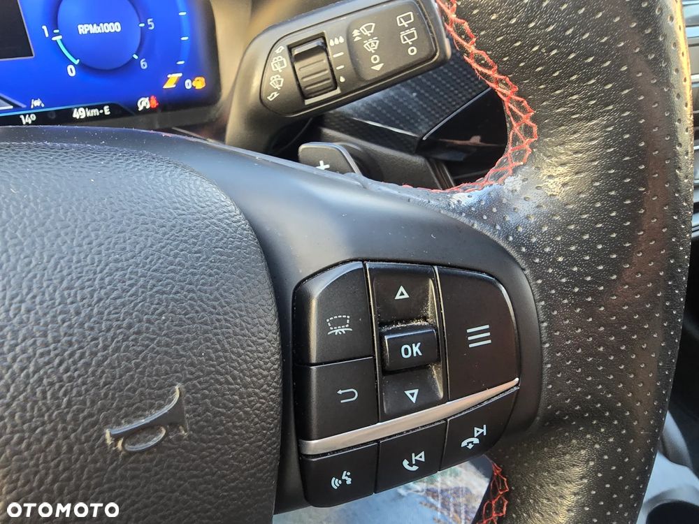 Ford Kuga 2.0 EcoBlue 4x4 ST-LINE X - 37