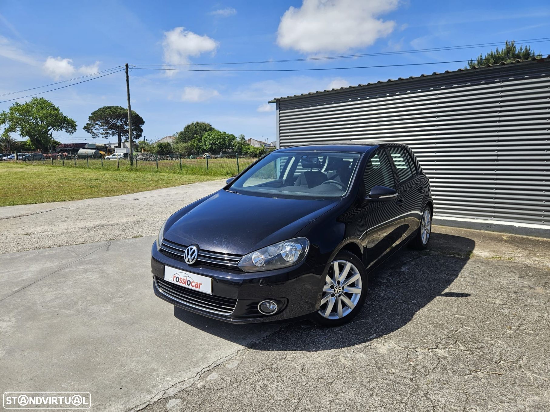VW Golf 1.6 TDi Highline DSG - 1