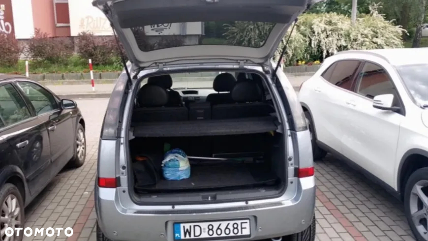 Opel Meriva - 8