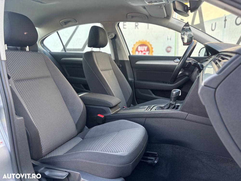 Volkswagen Passat 2.0 TDI SCR DSG Business - 10